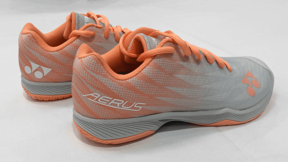 Yonex-Aerus-Z2-_Coral_-Women_s